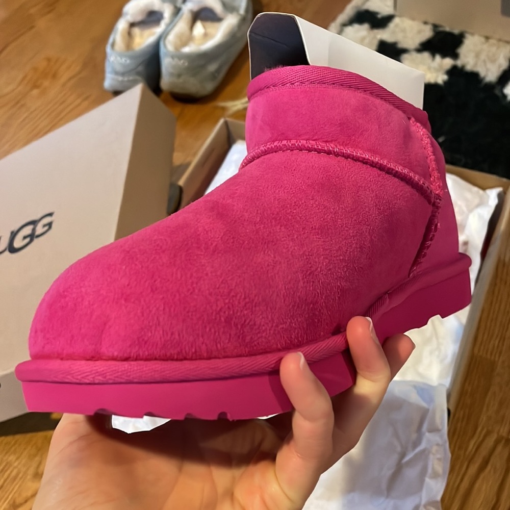 UGG Classic Ultra Mini Boot Fuschia 5